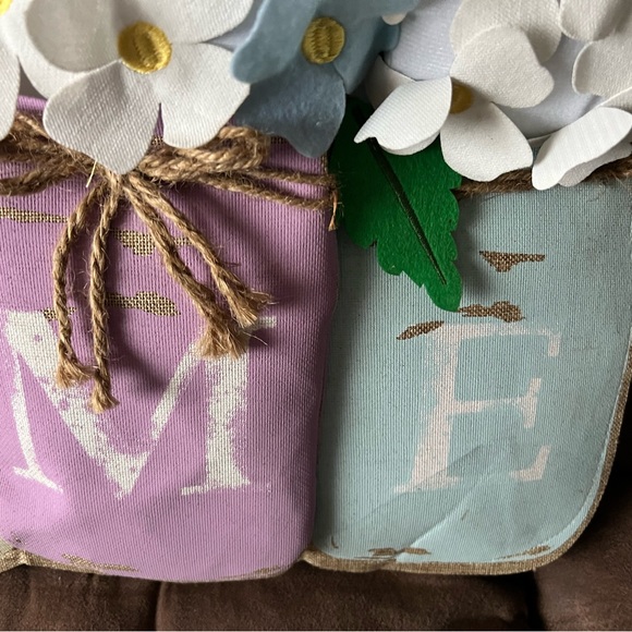 Very light Spring door decoration or where you choose. - Picture 3 of 6